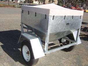 Darche Trailing Grain Feeder 