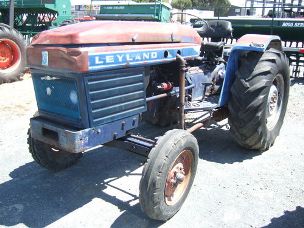 Leyland 2wd tractor