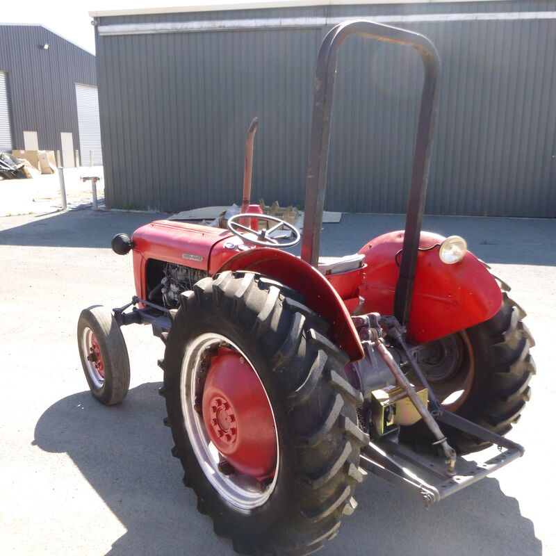 USED MASSEY FERGUSON MF35 ROPS TRACTOR | Konigs Shepparton Pty. Ltd