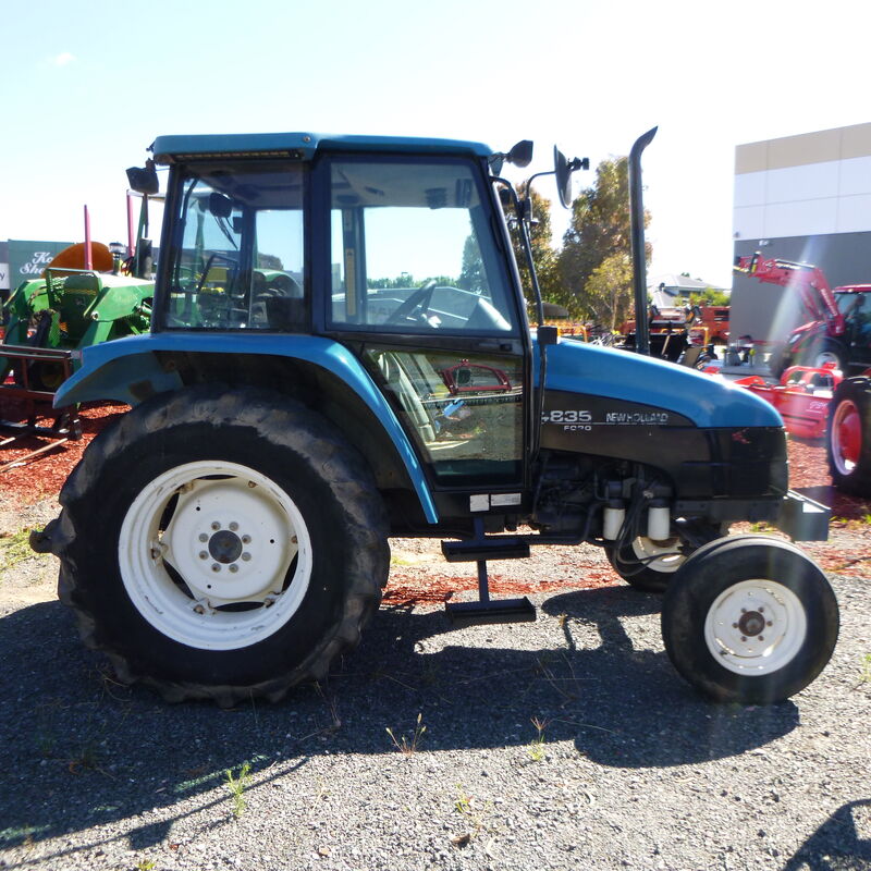 USED NEW HOLLAND 4835 CAB TRACTOR Konigs Shepparton Pty. Ltd