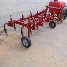 USED 9 TINE CHISEL PLOW