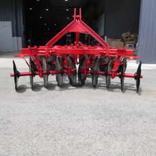 USED INTERNATIONAL 32 DISC CULTIVATOR