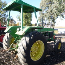 USED JOHN DEERE 2450 ROPS TRACTOR