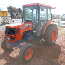 USED KUBOTA M6800 2WD CAB TRACTOR