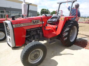 USED MASSEY FERGUSON 550 ROPS TRACTOR